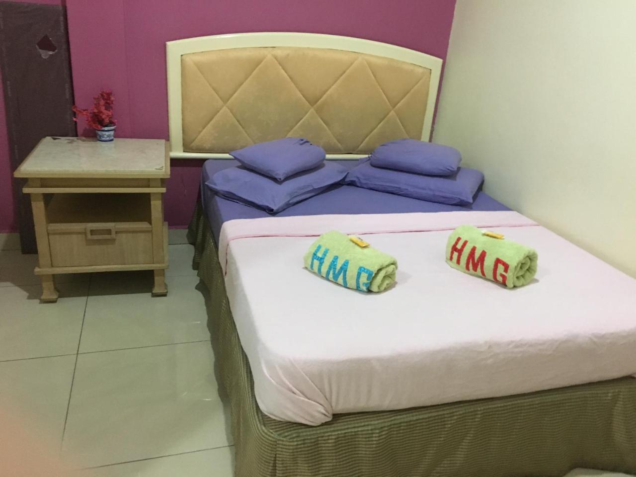 Hotel Morning Glory Кудат Екстериор снимка